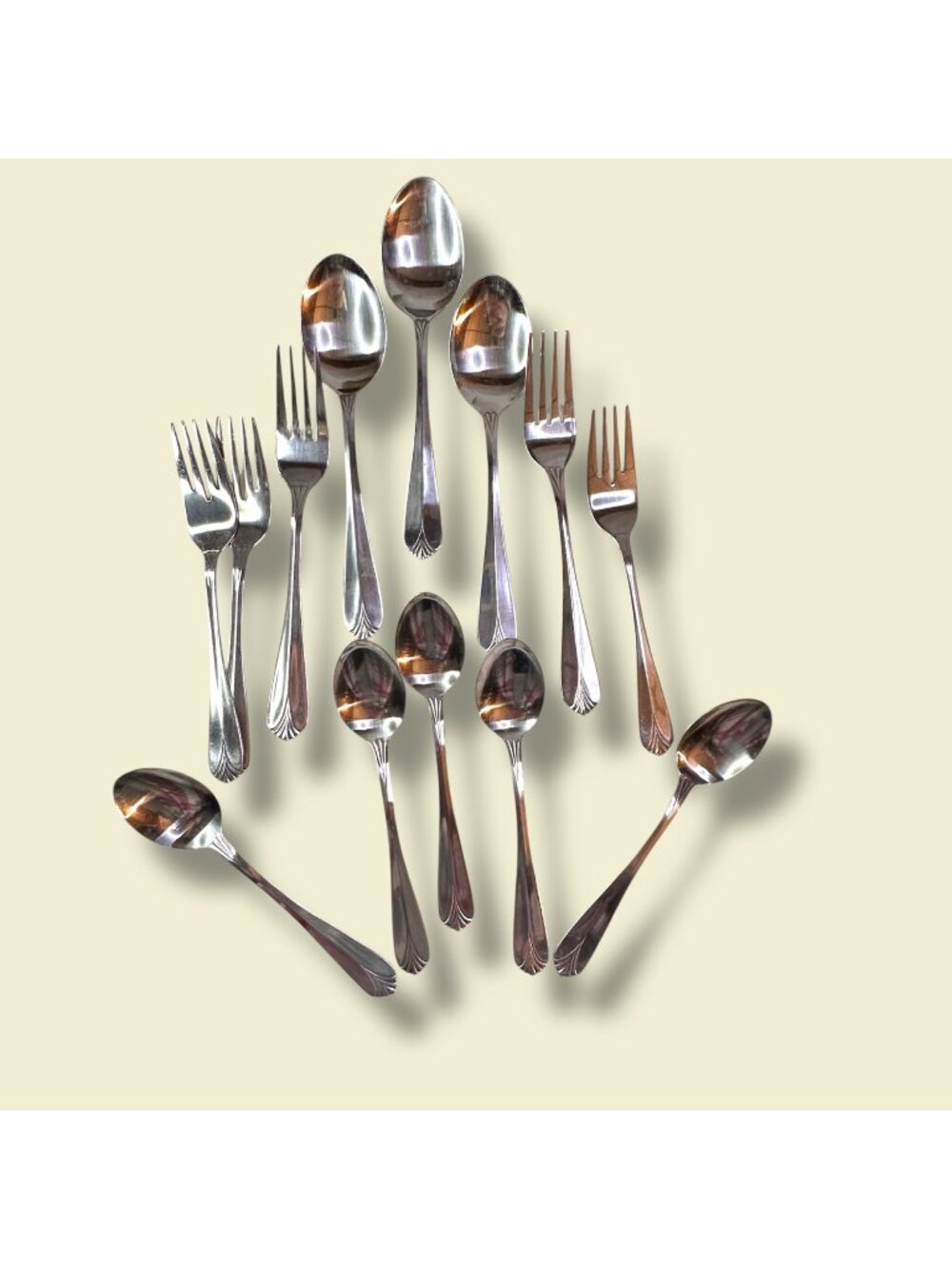 Cambridge Stainless Steel Flatware Set 12-Piece Silverware Forks & Spoons